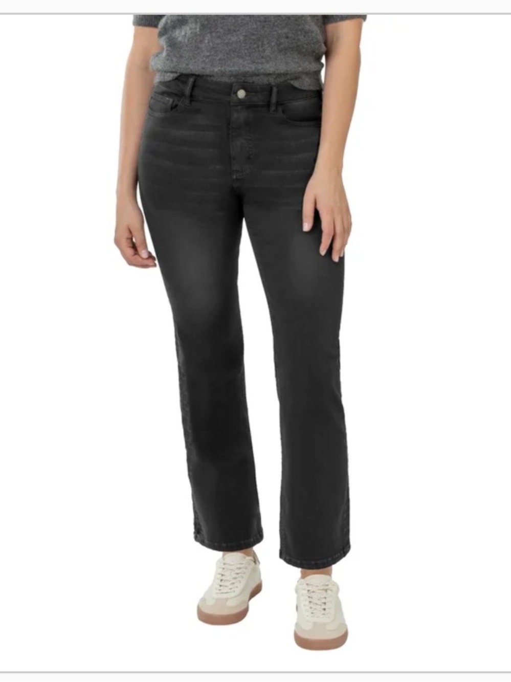 NEW Well Worn Women's Black Straight-Leg Jeans